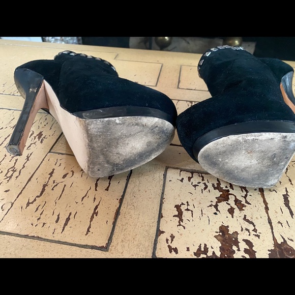 Bakers Booties with Studs - Picture 7 of 11